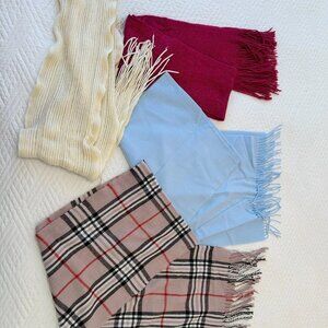 Lot of 4 Women’s Scarves